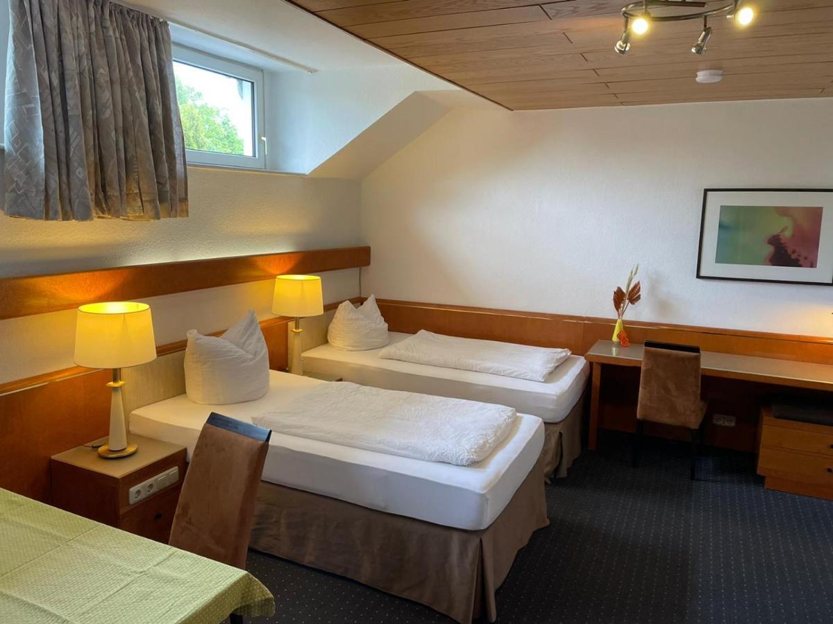 Gaestezimmer Gasthof Becker Hotell Wulfrath Exteriör bild