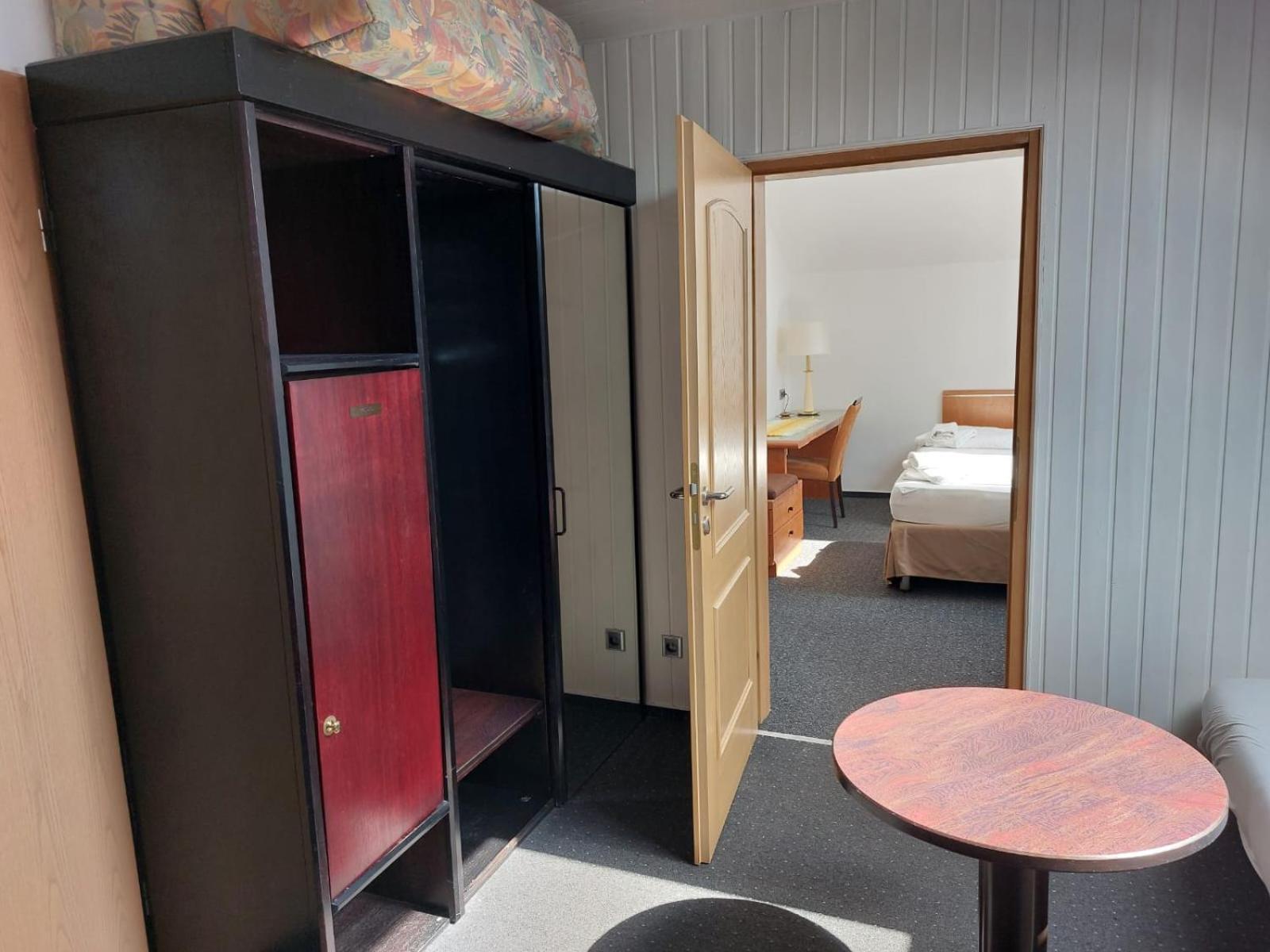 Gaestezimmer Gasthof Becker Hotell Wulfrath Exteriör bild