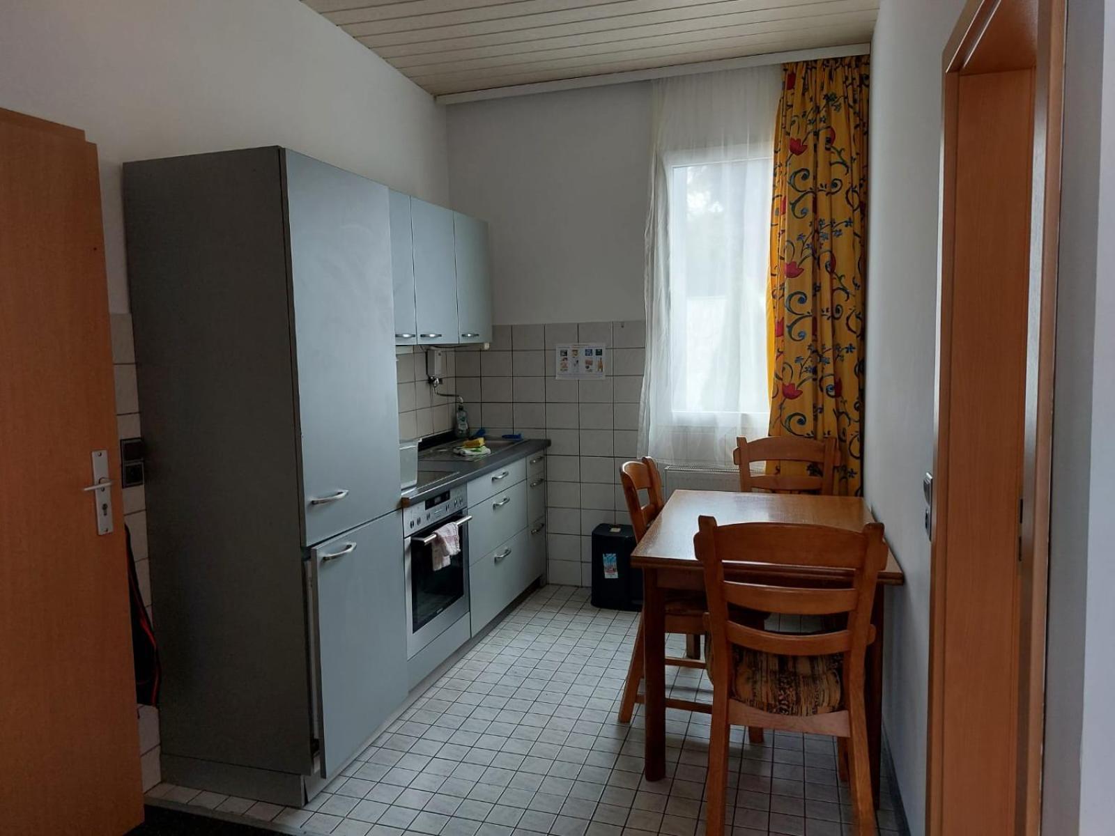 Gaestezimmer Gasthof Becker Hotell Wulfrath Exteriör bild