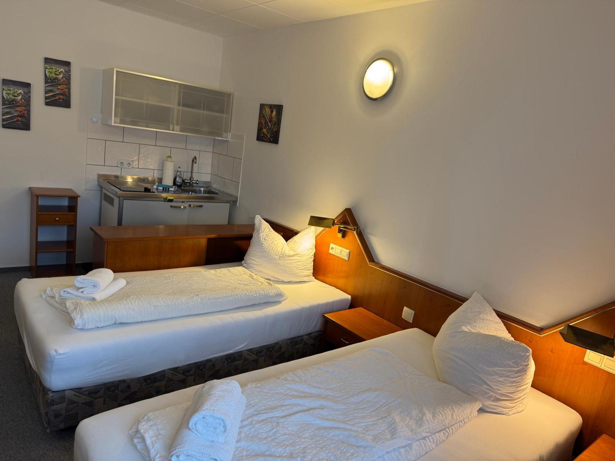 Gaestezimmer Gasthof Becker Hotell Wulfrath Exteriör bild