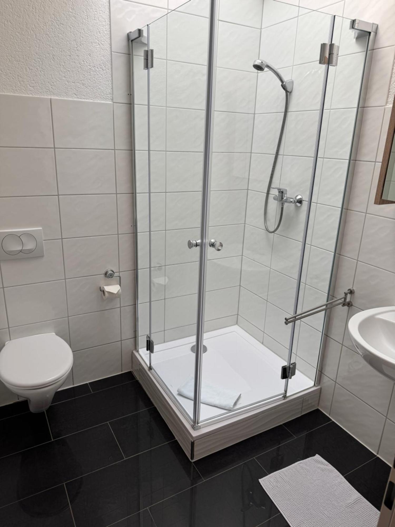 Gaestezimmer Gasthof Becker Hotell Wulfrath Exteriör bild