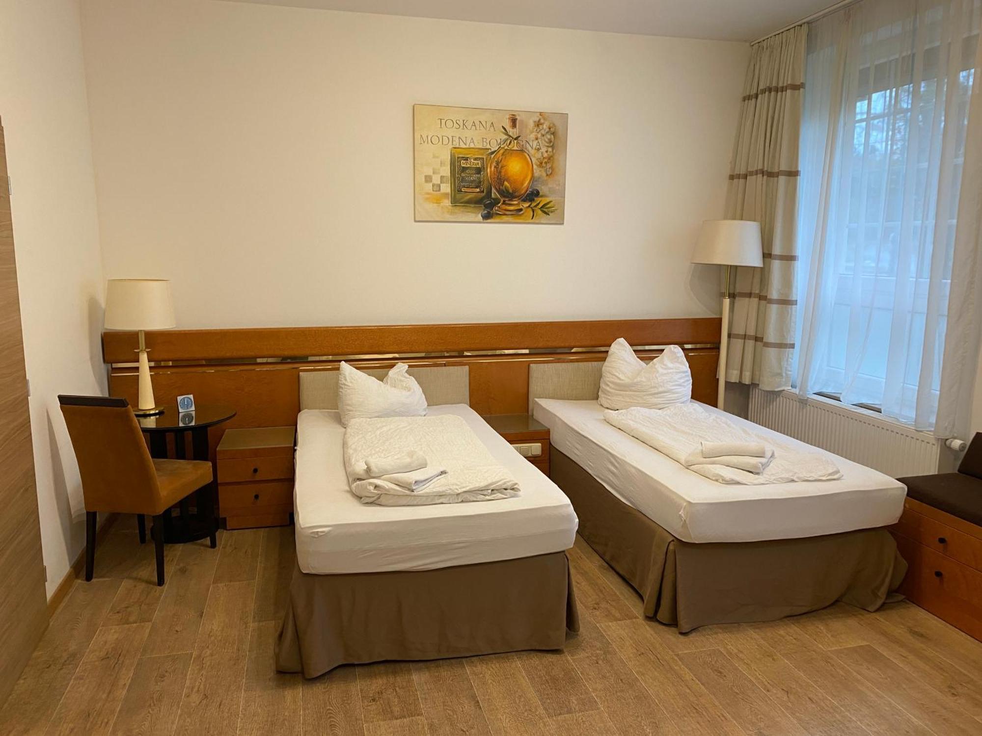 Gaestezimmer Gasthof Becker Hotell Wulfrath Exteriör bild